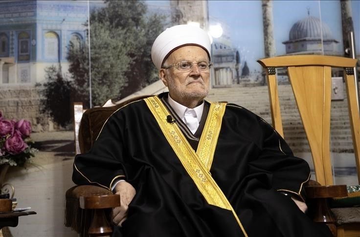 الشيخ عكرمة صبري: هدف إسرائيل منع انتقاد التجاوزات ضد الأقصى
