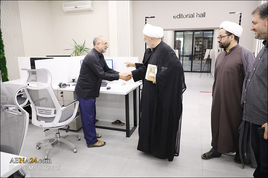 الشيخ "محمد الحسون" يتفقد وكالة أهل البيت (ع)