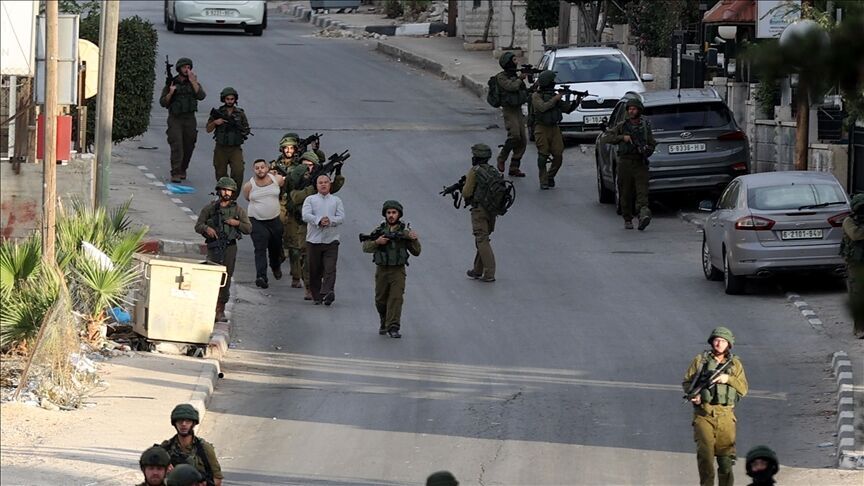 Mais de 10.300 palestinos presos na Cisjordânia desde 7 de outubro
