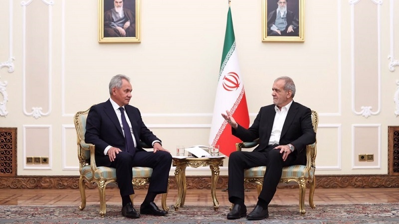 Rais Pezeshkian: Kuimarisha uhusiano na Russia ni 'kipaumbele cha sera za nje' kwa Iran