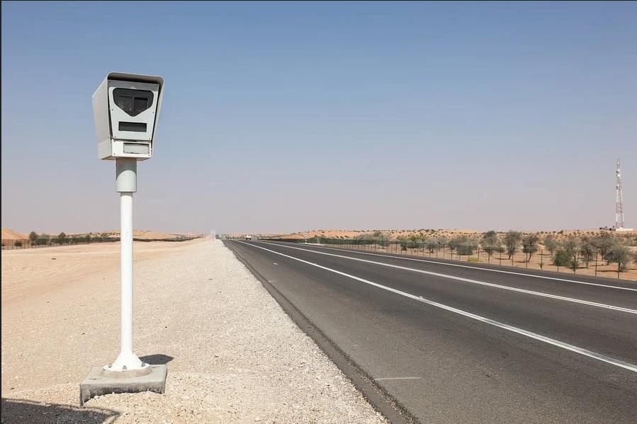 الداخلية العراقية تنصب رادارات لمراقبة السرعة العالية للعجلات بالتزامن مع الزيارة الأربعينية
