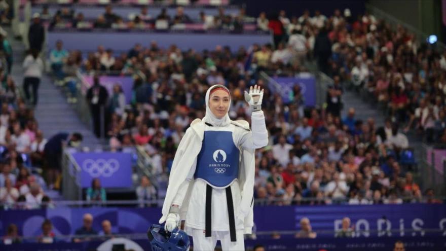  Atleta iraniana de taekwondo Mobina Nematzadeh conquista a medalha de bronze nas Olimpíadas
