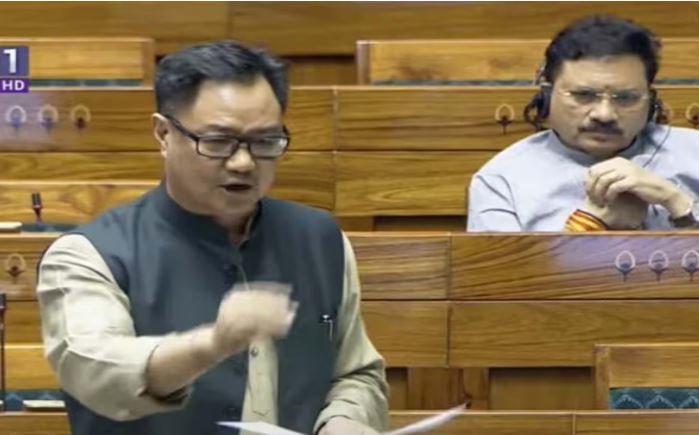 संविधान विरोधी है वक़्फ़ विधेयक, सरकार JPC में भेजने को तैयार