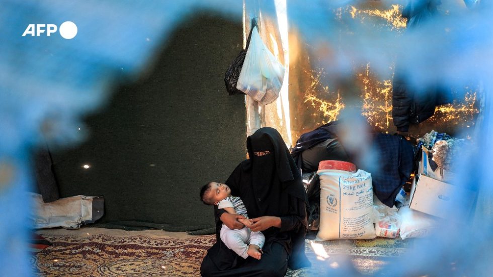 Israeli army bans entry of baby formula to Gaza