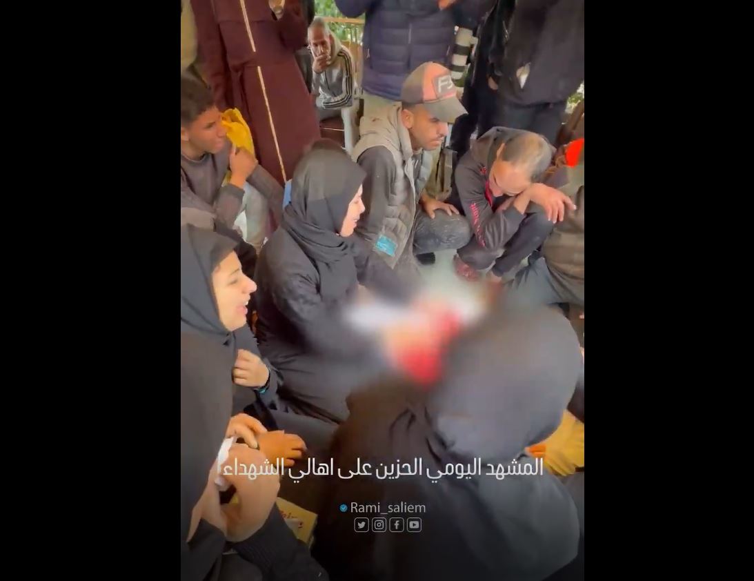 Video: Grieving Palestinian families in Gaza mourn their martyrs on 432nd day of ongoing Israeli genocide