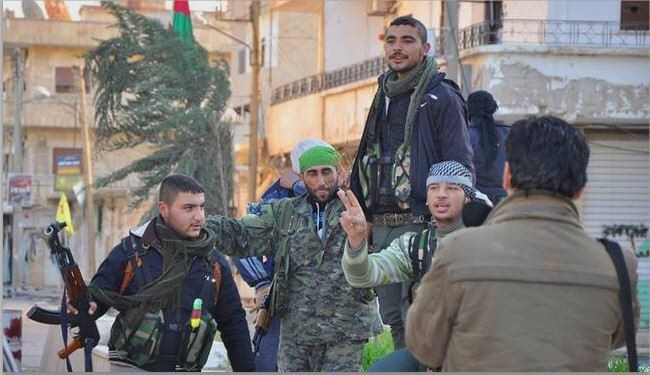 قيادي في الفتح يتحدث عن 100 الف مسلح في سوريا يحملون أيدولوجيات تهدد أمن العراق