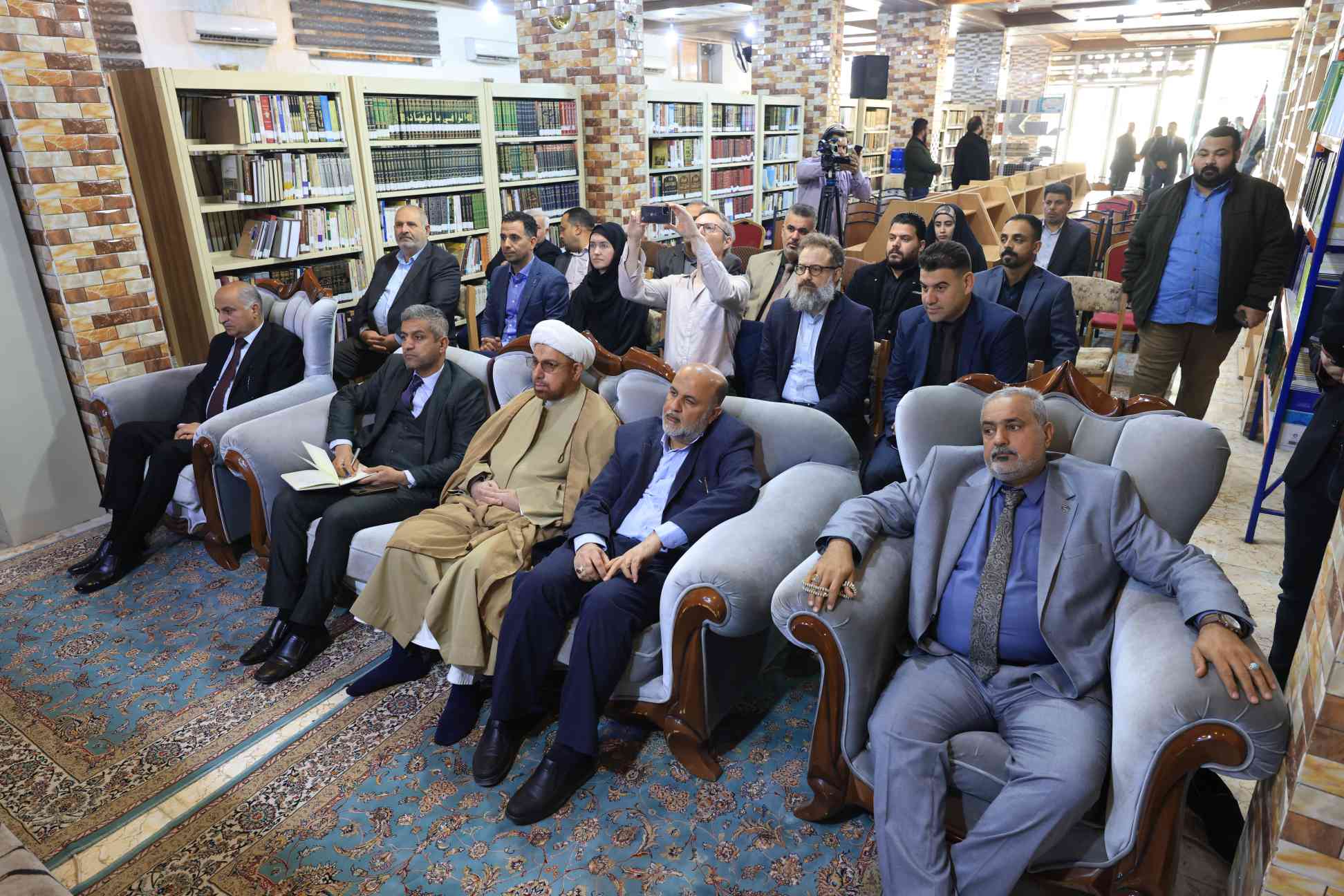 ندوة علمية دولية تحت عنوان ( طريق الحج الكوفي _تتبع منازل مسير الإمام الحسين إلى كربلاء)
