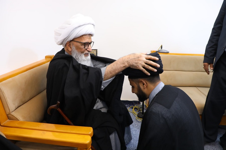 آية الله النجفي ‏يؤكّد أهمية تقدّيم العمل على القول في المسيرة التوعوية