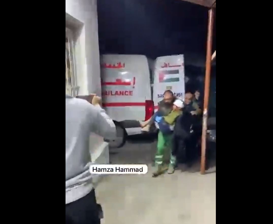 Video: Injuries among Palestinians arrived at Baptist Hospital after Israeli terrosists targeted central Gaza 