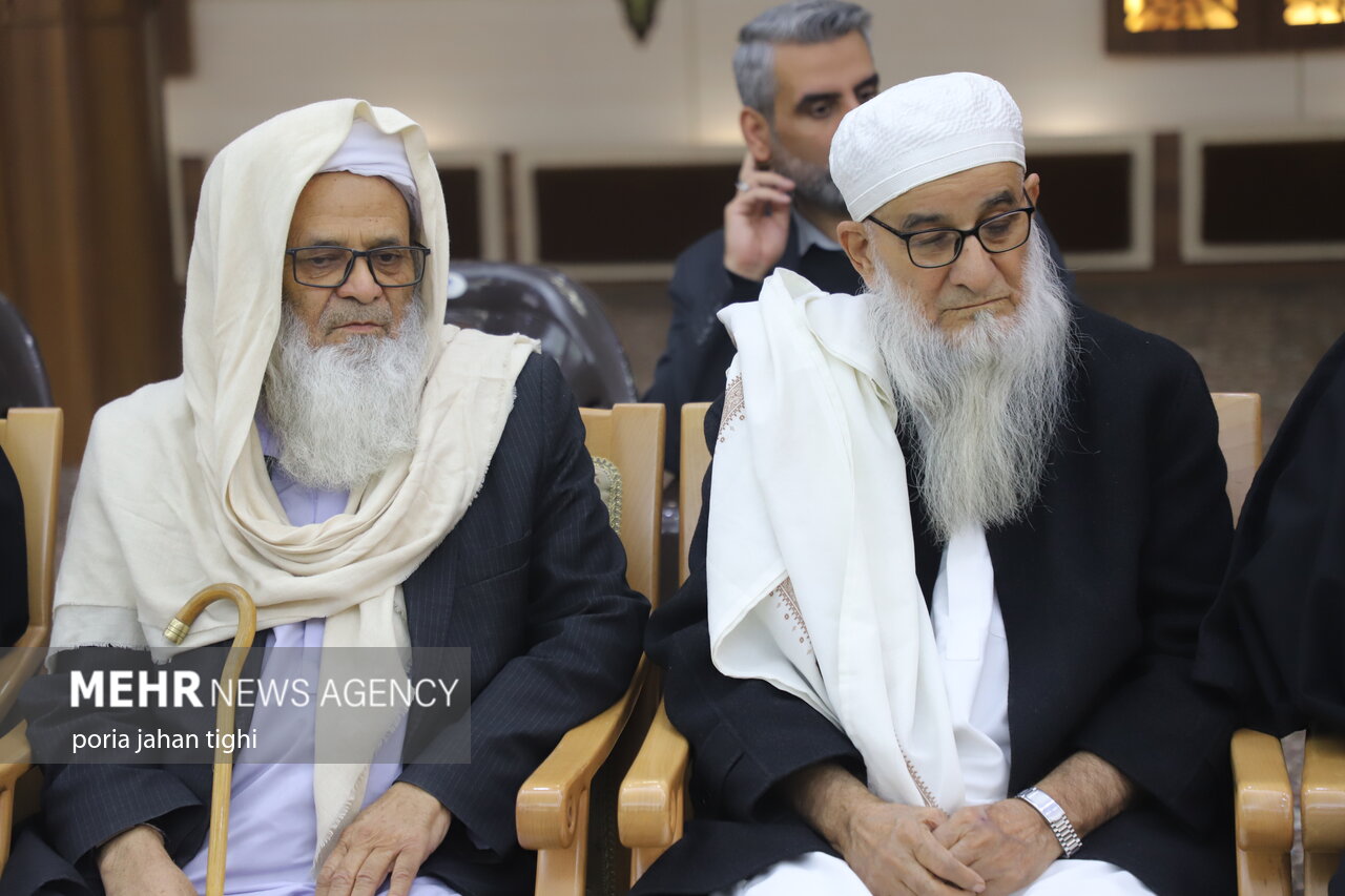 Photos: Sunni, Shia clerics get together in Zahedan