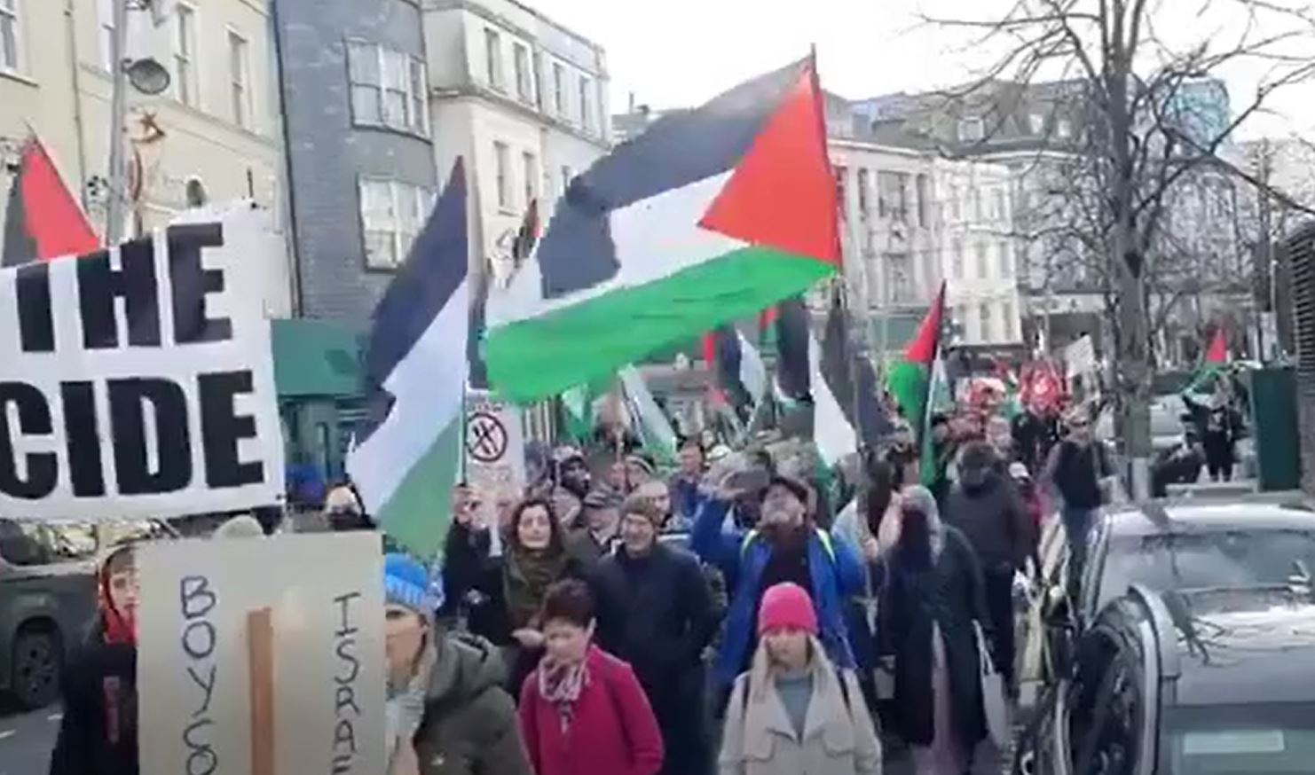 Video: Solidarity march with Palestine in Cork, Ireland
