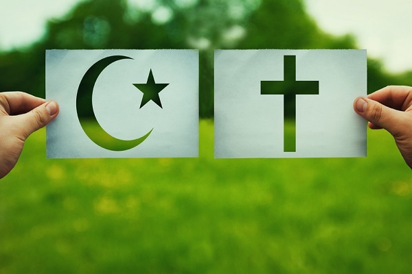 Ibrahim Hooper: Muslims, Christians have more in common than they think