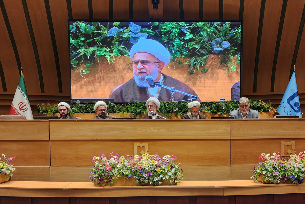 The Seminary and University Require Strategic Unity: Ayatollah Ramazani