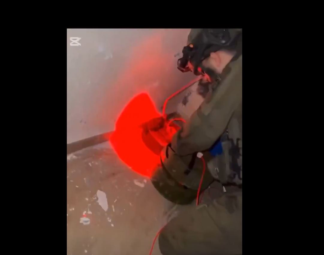 Video: Despite ceasefire, Israeli occupation forces destroying displaced's homes in southern Lebanon