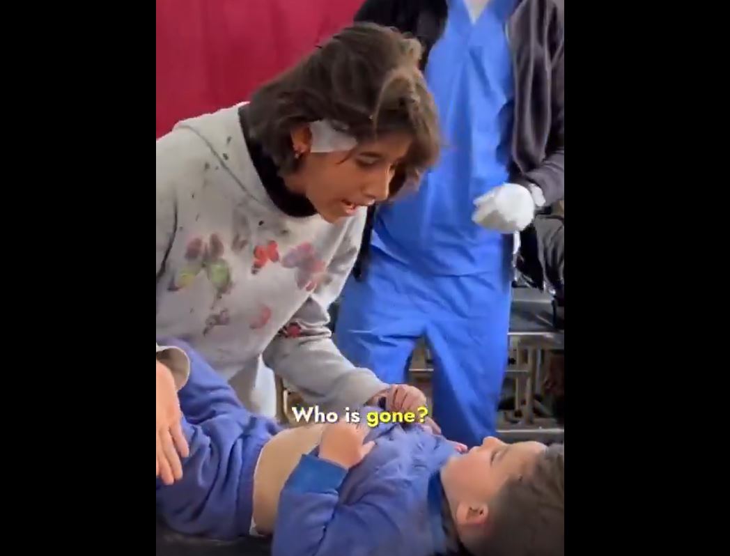 Video: A Palestinian girl at Al-Awda Hospital comforting her little brother despite being injured 