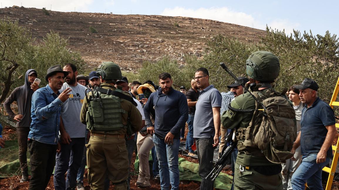 Extremist Israeli Jewish settlers seize Palestinian lands east of Bethlehem