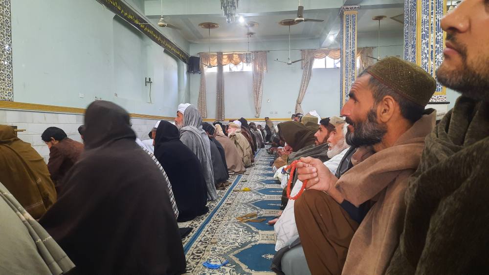 Photos: Friday prayers of Afghan Shiites in "Gereshk", Afghanistan