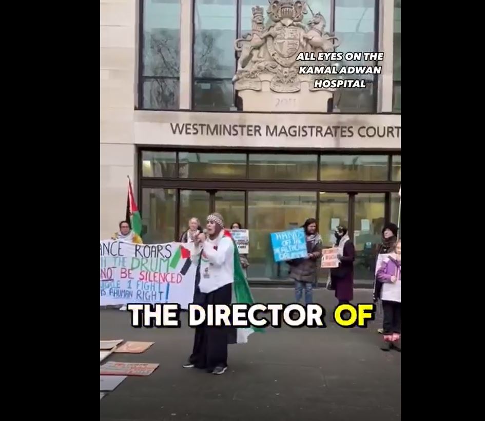 Video: Healthcare workers in London demonstrate in support of Palestine