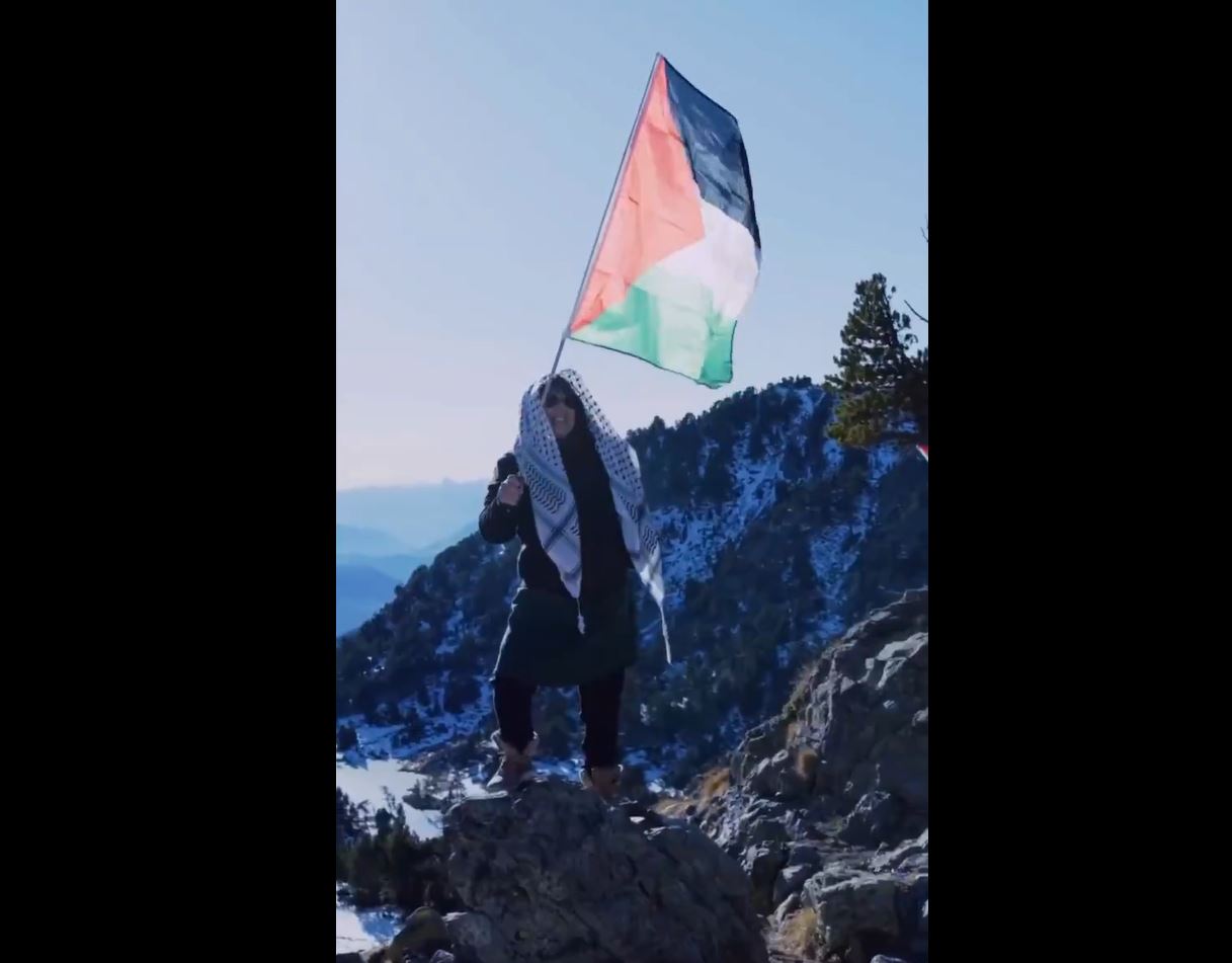 Video: Activists walk to Lake Achard, Canada, in a very cold day in solidarity with Palestine and Lebanon