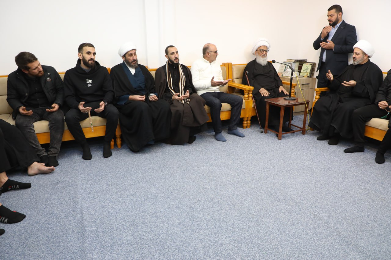 وفدٌ لبناني يشكر آية الله النجفي لحسن الضيافة في العراق
