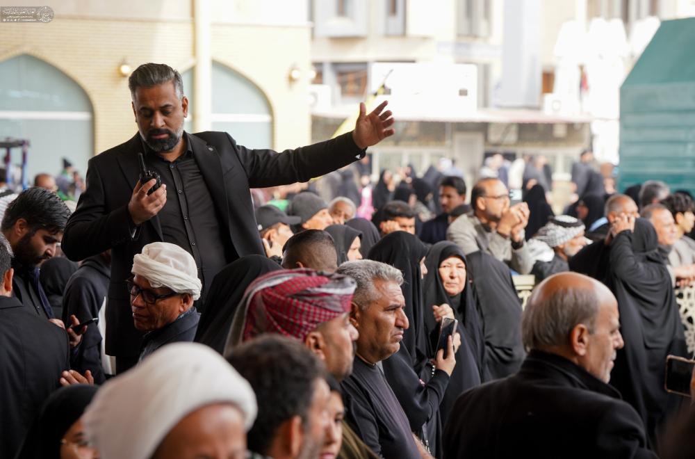 العتبة العلوية تستقبل أعدادًا كبيرة من الزوار وتقدم لهم الخدمات بذكرى شهادة الزهراء فاطمة (ع)+(صور)