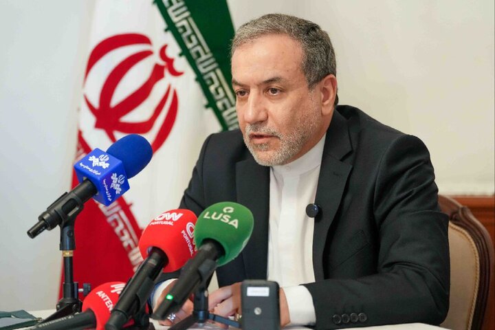وەزیری دەرەوەی ئێران: شەڕ لە سووریا دەبێ بەپەلە بوەستێندرێت