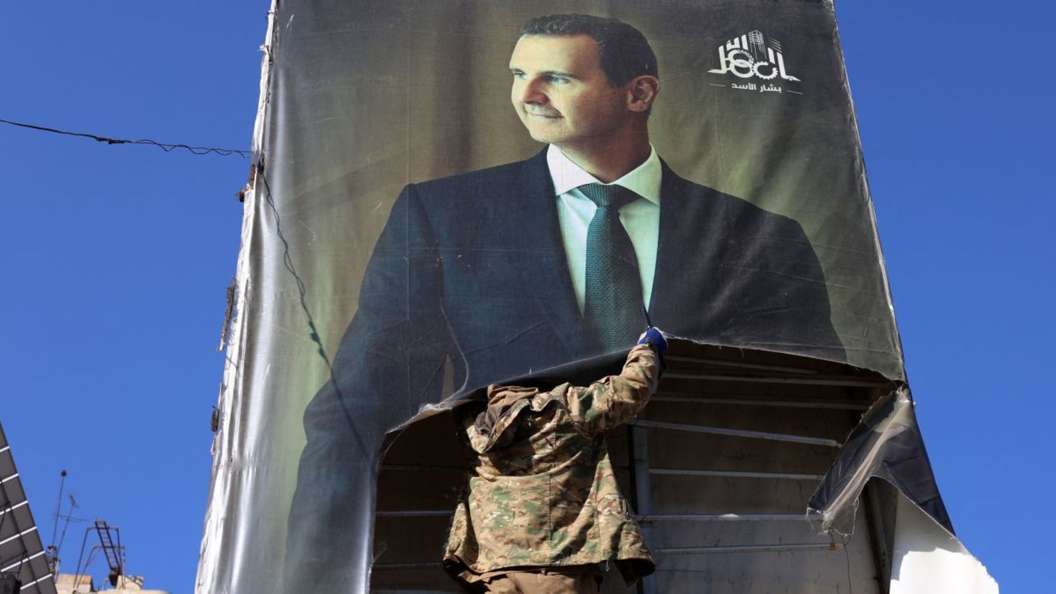 Cae Siria ante el terrorismo; el ex gobierno pide un traspaso pacífico