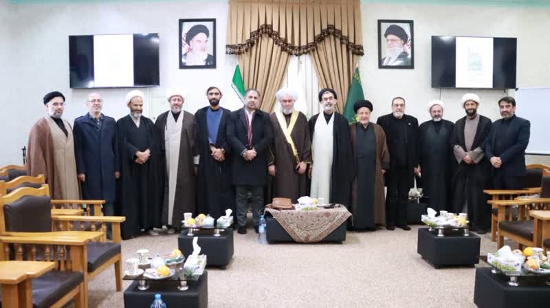 رئیس مدرسة عالم آل محمد(ص): منفتحون على أي مساعدة علمية في التطرق إلی الفقه المضاف