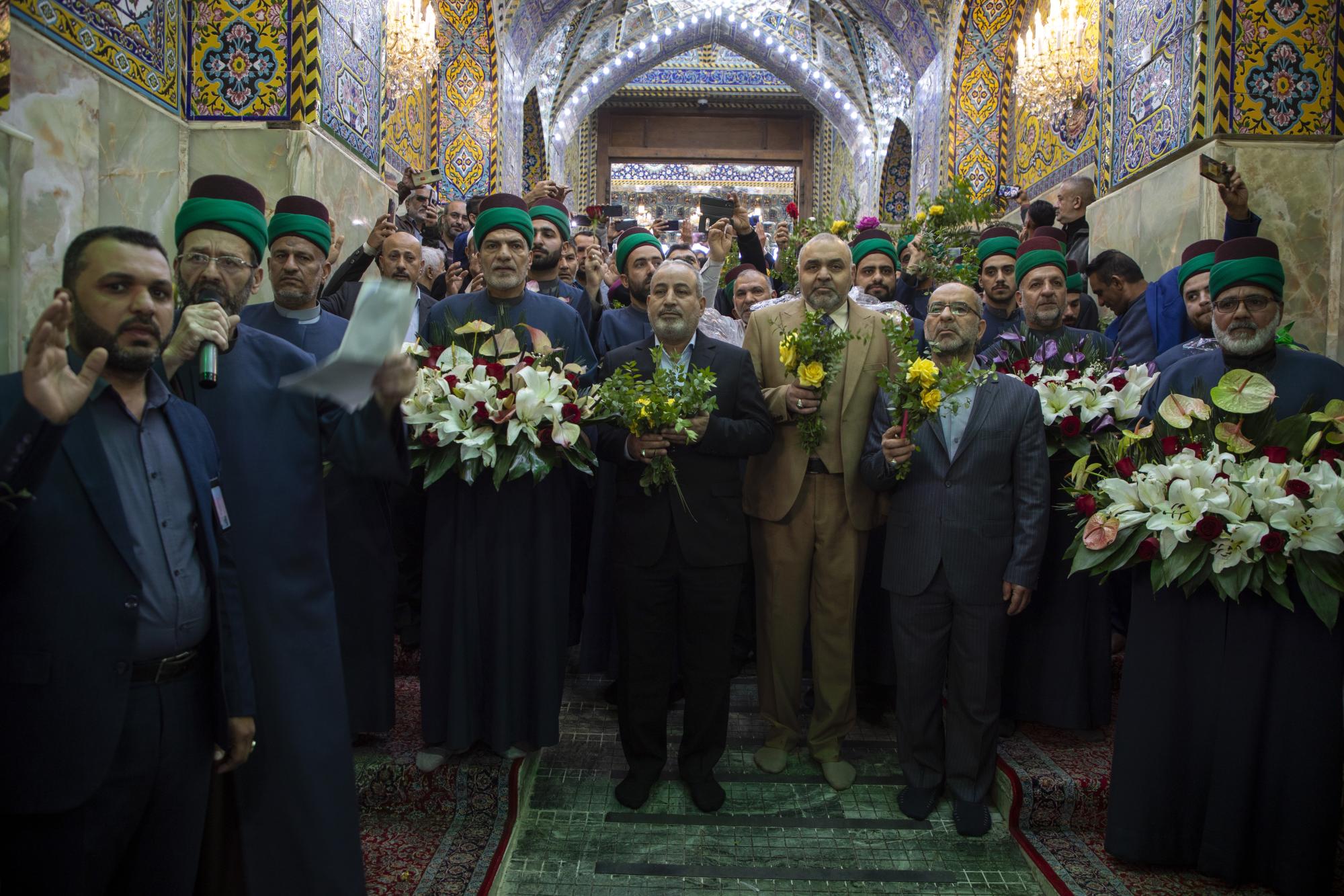 Delegation of Al-Abbas shrine presents congratulations to servants of Imam Al-Hussain on his birth anniversary