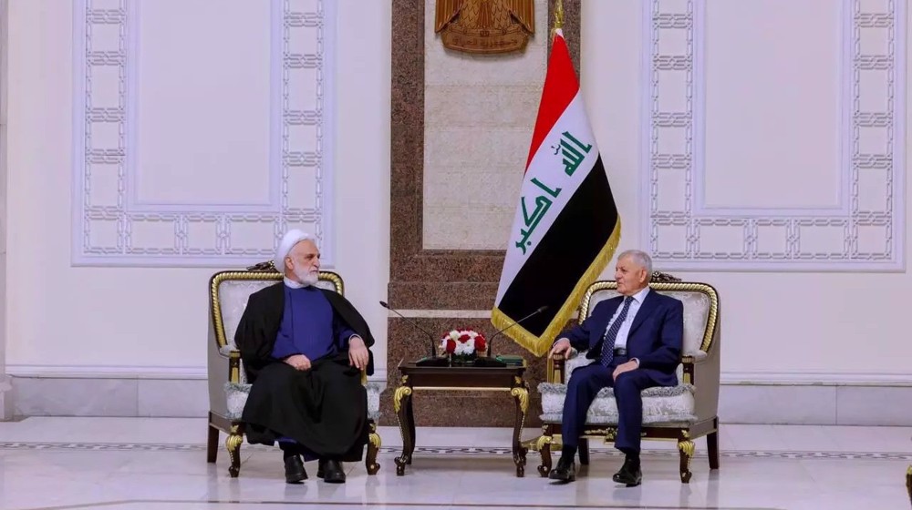  Iran urges solid work on implementation of security pact with Iraq 
