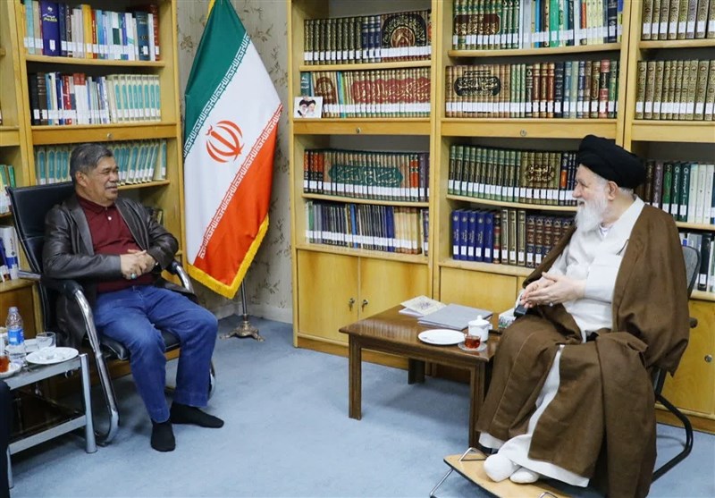 آیت‌الله علم‌الهدی: آغوش مشهد به روی دلدادگان اهل‌بیت(ع) از شرق آسیا باز است