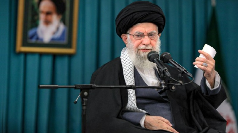 Ayatollah Khamenei: 'sistemare gli affari è possibile attraverso le elezioni'