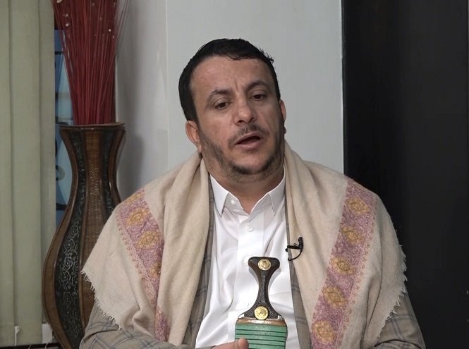 قيادي في أنصار الله: جاهزون لمواجهة التصعيد "الأمريكي_البريطاني"