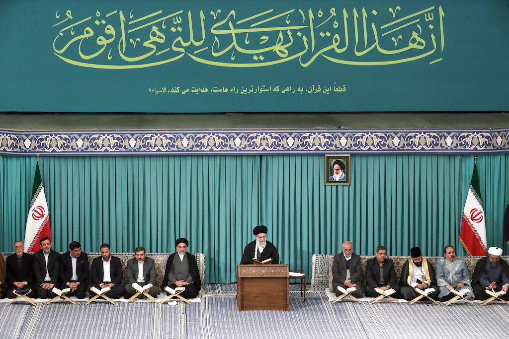 Imam Khamenei: Today, Palestinian Resistance is obeying Quran in standing up to Zionist regime