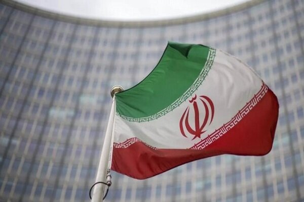  إيران تنفي المزاعم الغربية حول بيعها الصواريخ الباليستية لروسيا