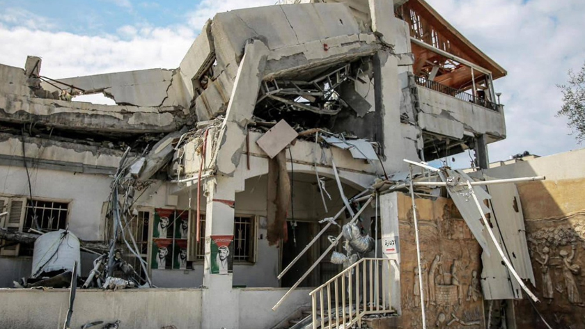 Israelis demolish Yasser Arafat's Gaza residence