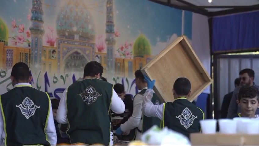 فيديو | مضيف الإمام الحسين (ع) في مدينة صور يحتفل بذكرى النصف من شعبان