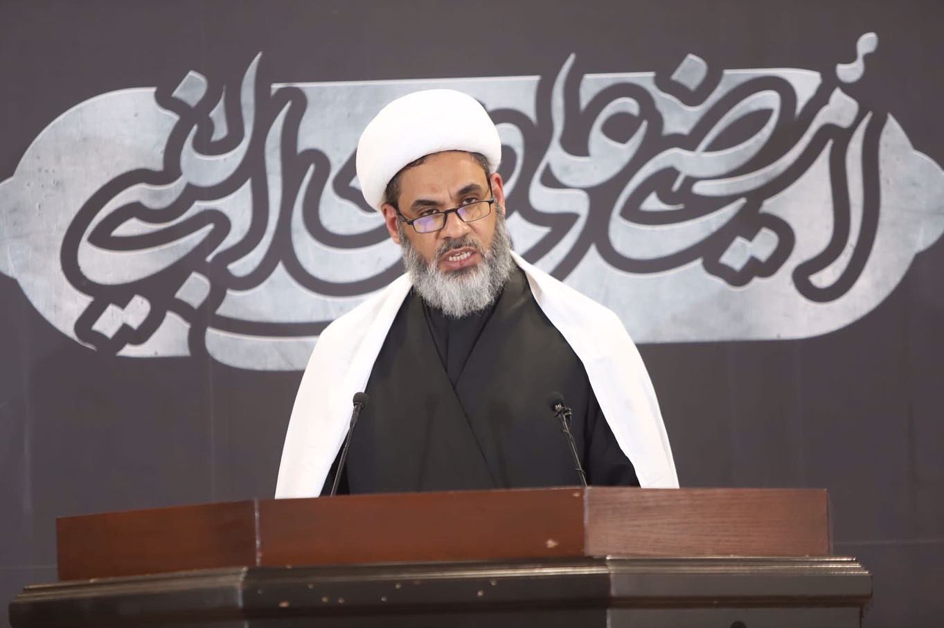 روحانی شیعه بحرینی: آمریکا همانند اسرائیل، قاتل و جنایتکار است