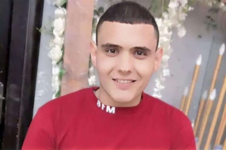 Cancer Palestinian prisoner dies in Israeli prison