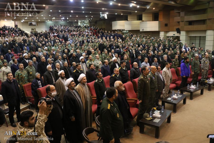 بمناسبة انصار الثورة الاسلامية في ايران.. أهالي مدينة "تبريز" يحتفلون بـ "يوم الله" 