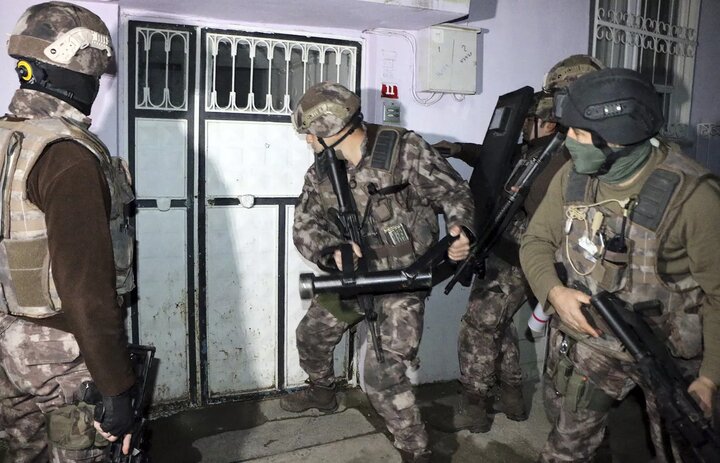Interior Minister: Turkey detains 34 with suspected ISIS ties