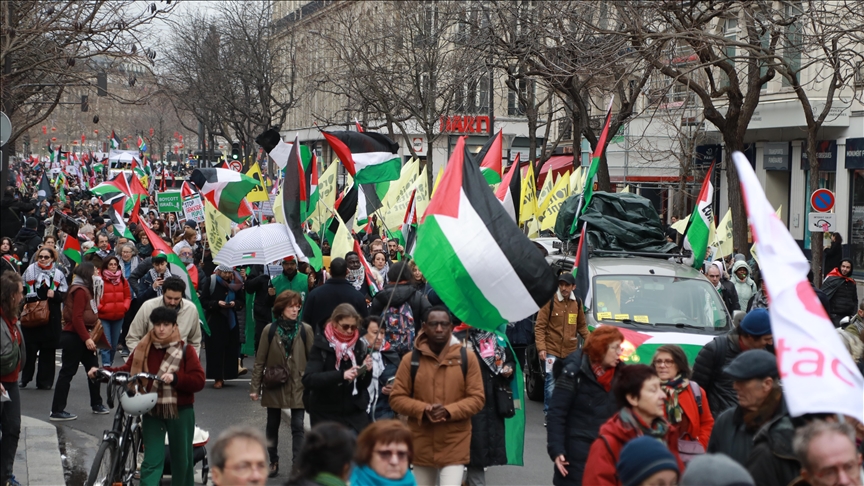 Thousands gather in France, Switzerland to call for immediate cease-fire in Gaza