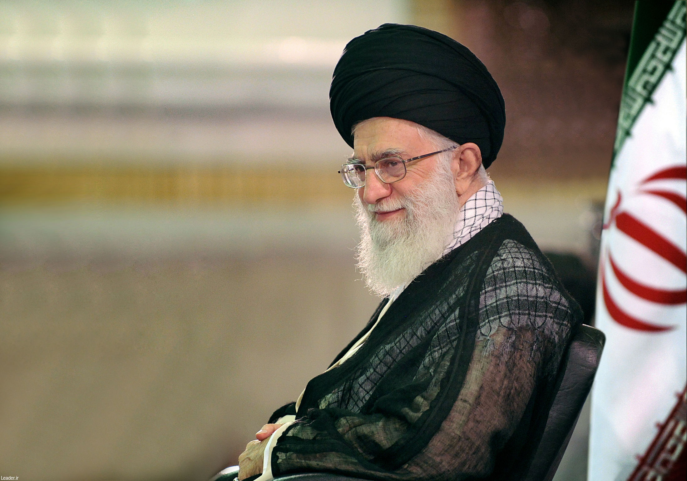 Imam Khamenei approves amnesty, sentence commutation for convicts