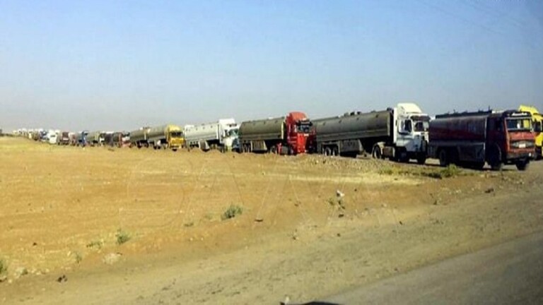 "سانا": الجيش الأمريكي أخرج 160 صهريجا وشاحنة حبوب نهبت من سوريا إلى مواقعه في العراق