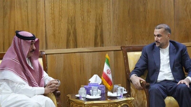 Raja Saudi Ucapkan Selamat HUT Revolusi Islam Iran