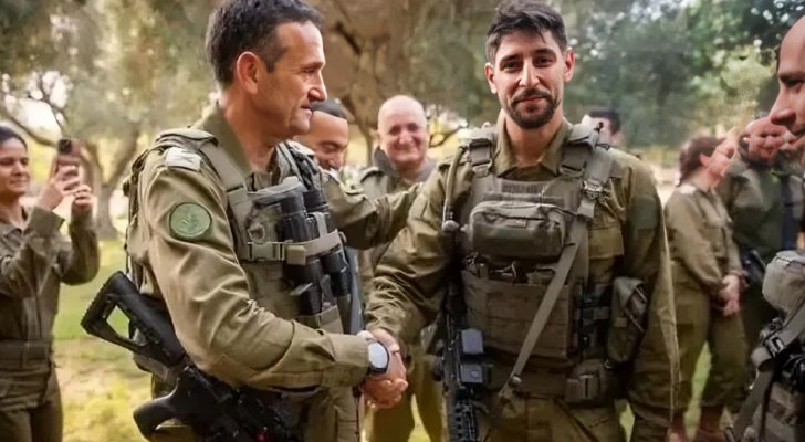 Zionist singer Idan Amedi seriously wounded during fighting in Gaza