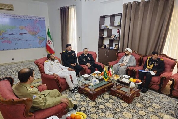 المحلق العسكري بالسفارة الباكستانية يشيد بمواقف ايران إزاء شعب غزة