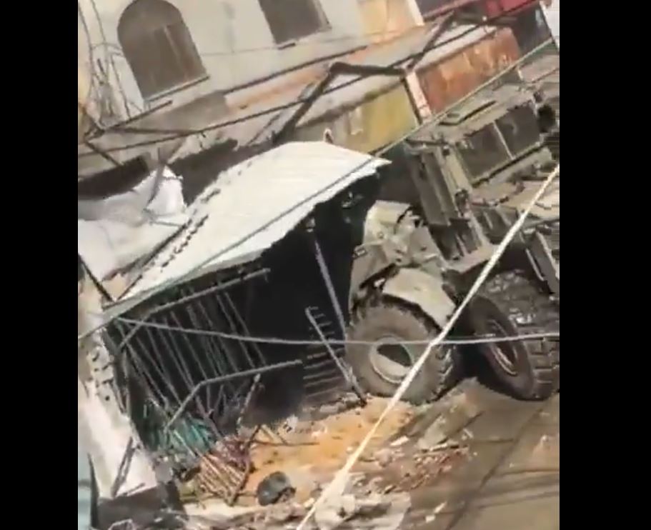 Video: Cursed Israeli forces vandalizing Palestinian shops and properties with bulldozers in Nablus