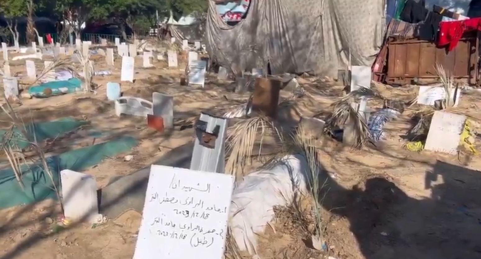 Video: Yards of Al-Shifa Hospital transformed into graveyards for Palestinians killed in Israeli strikes 