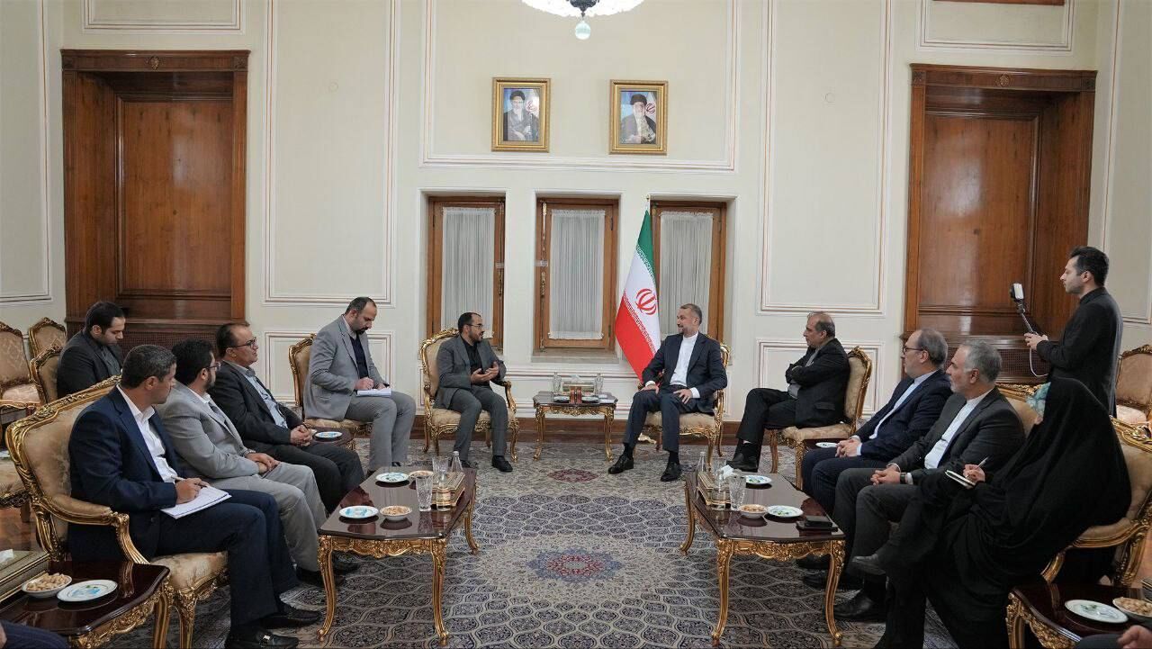 Iran FM thanks Yemen's Ansarullah for supporting Palestine